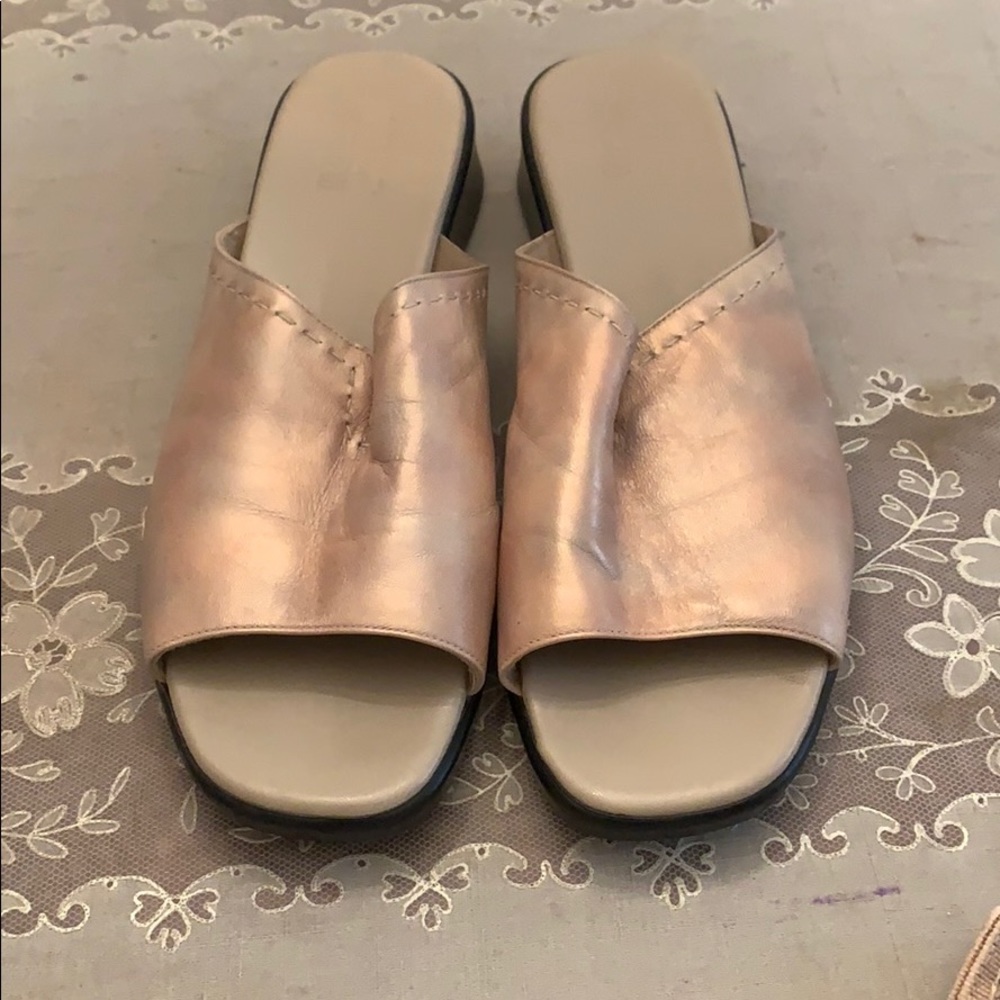 Munro Sandals